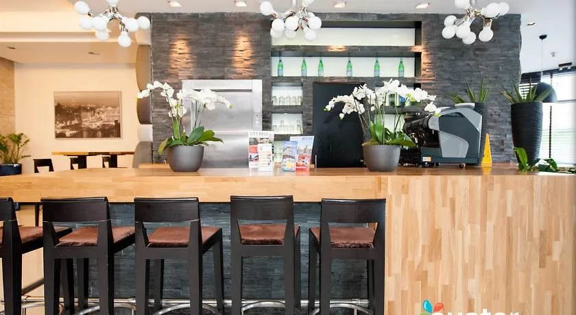 Xo Hotels Blue Tower Амстердам 4*,